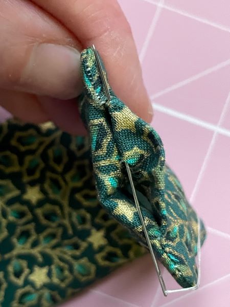 #WhitworthAdvent: Make Your Own Fabric Bookmarks – A Place Between The ...