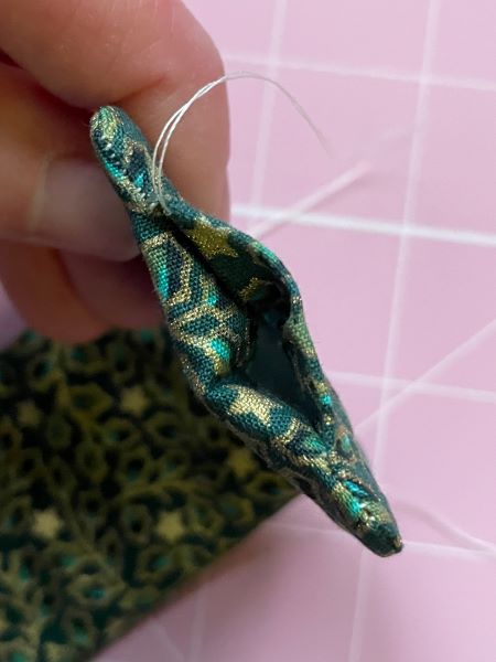 #WhitworthAdvent: Make Your Own Fabric Bookmarks – A Place Between The ...