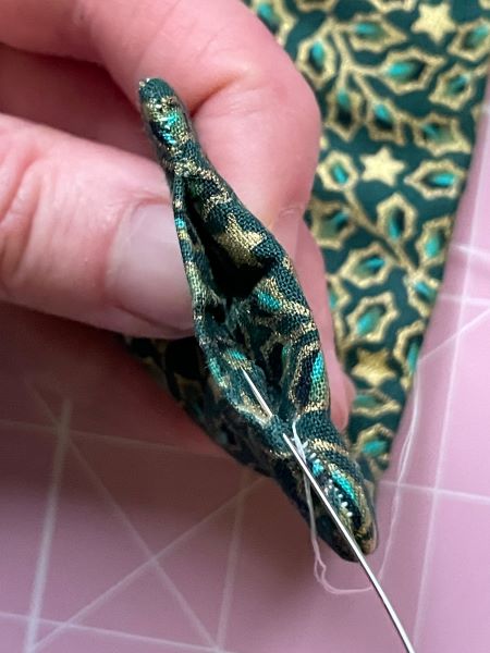 #WhitworthAdvent: Make Your Own Fabric Bookmarks – A Place Between The ...